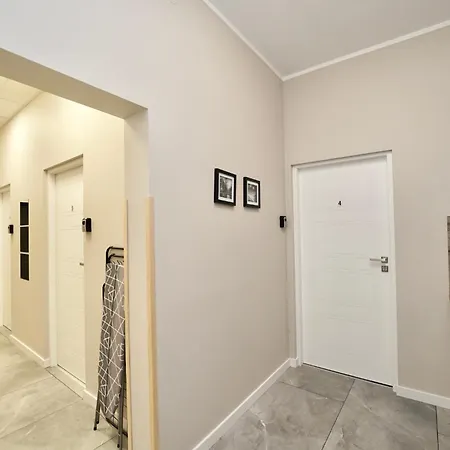 Mmrent Dinosaur 그단스크